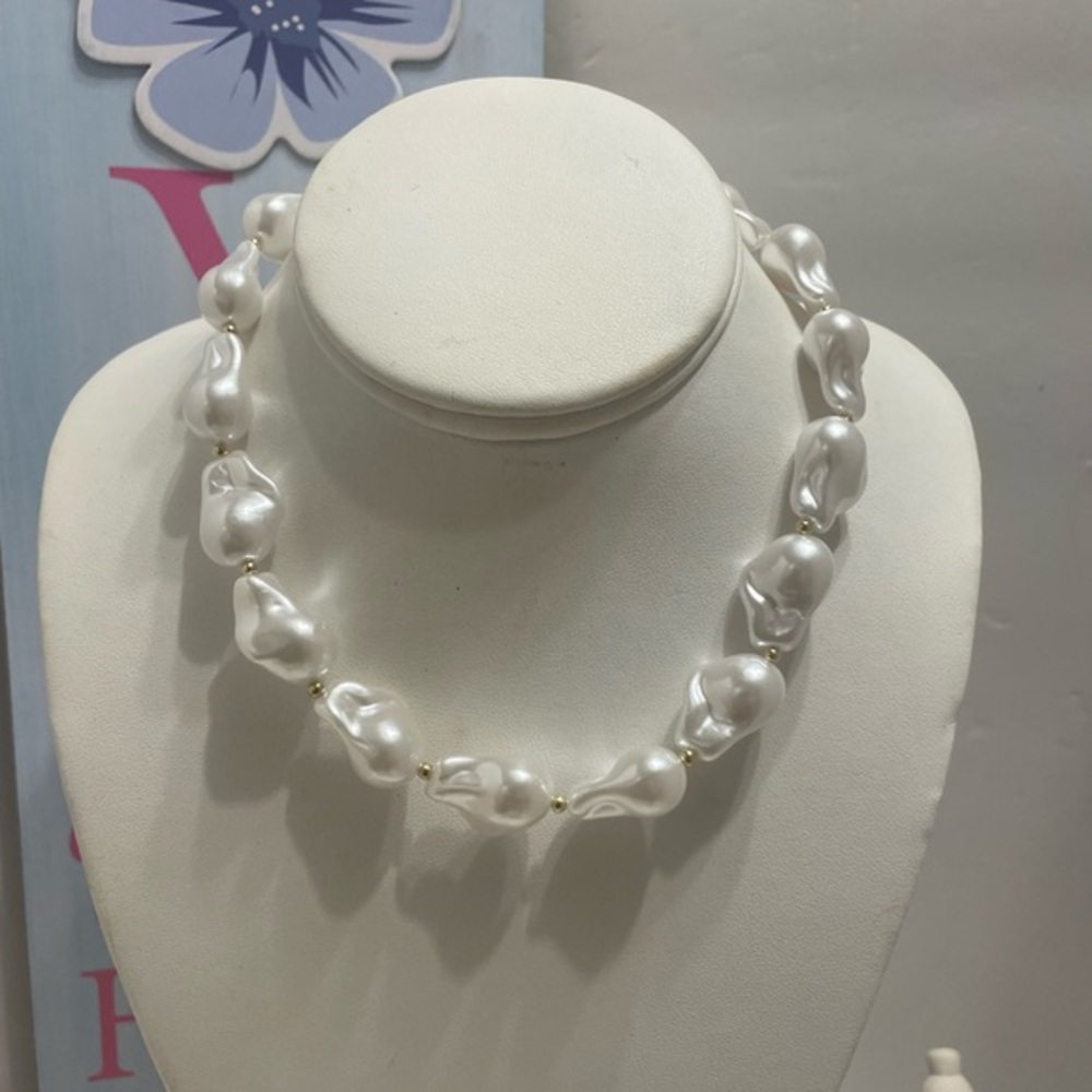 COPY - COPY - FAMILY GIRL NECKLACE